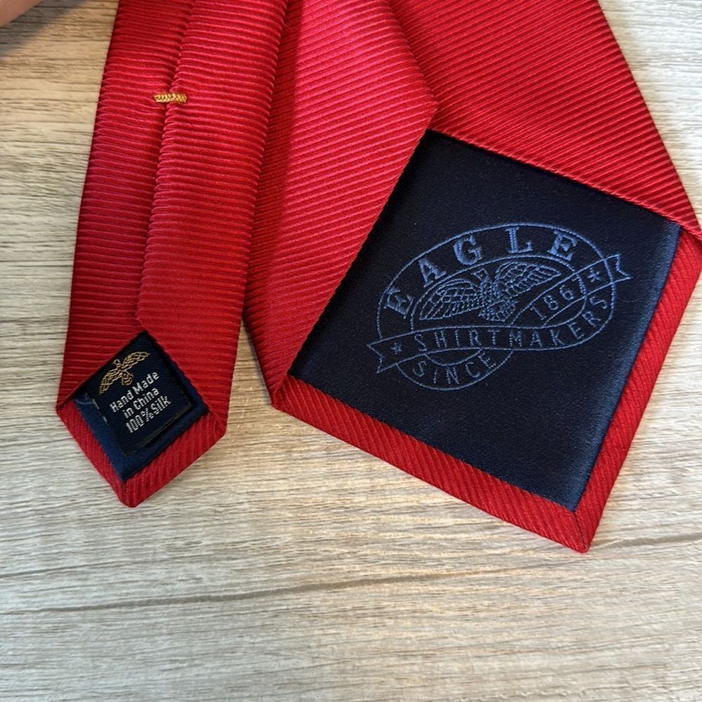 5/30 Eagle shirt maker read 100% silk tie - Picture 3 of 6